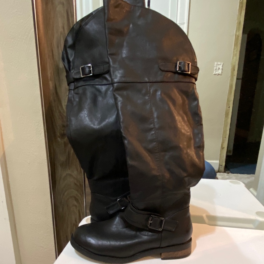 Over the knee boots